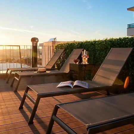 Luxury One In With Heated Pool וילה