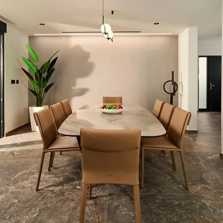 Luxury One In With Heated Pool *